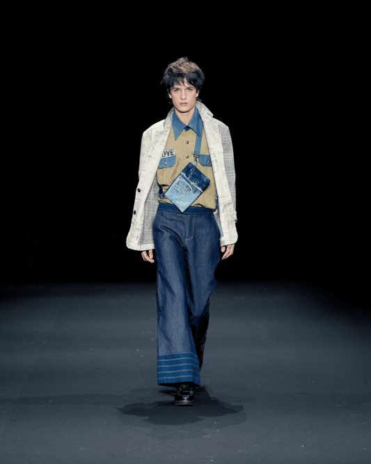 Look 10