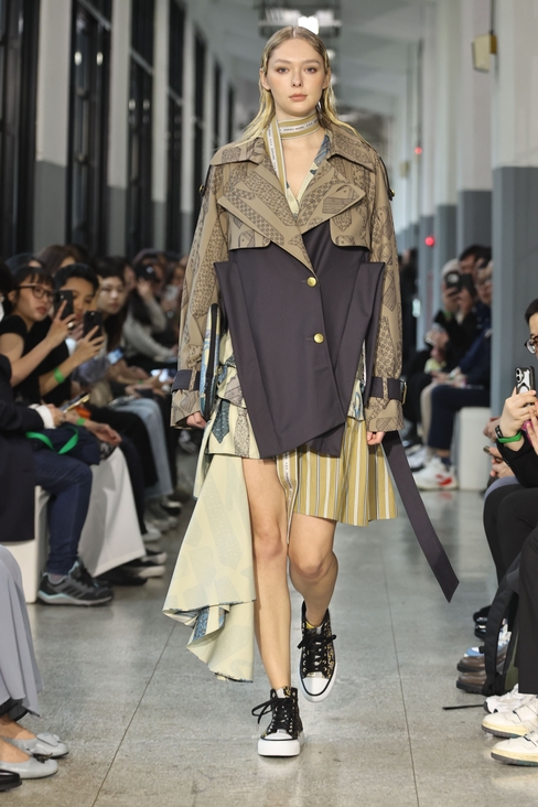 Look 4