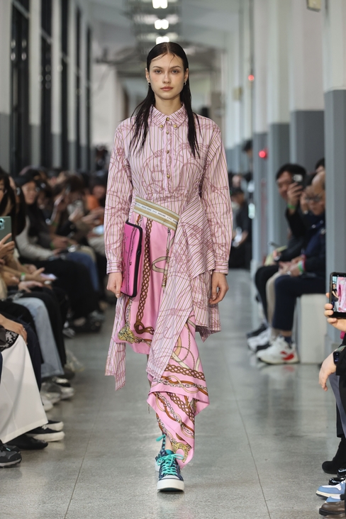 Look 7
