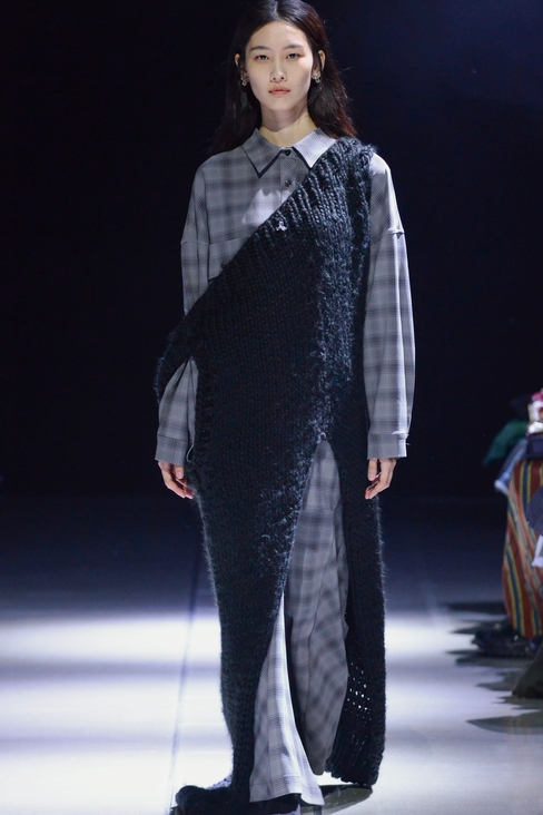 Look 7