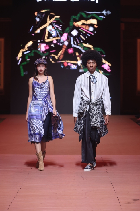Look 23