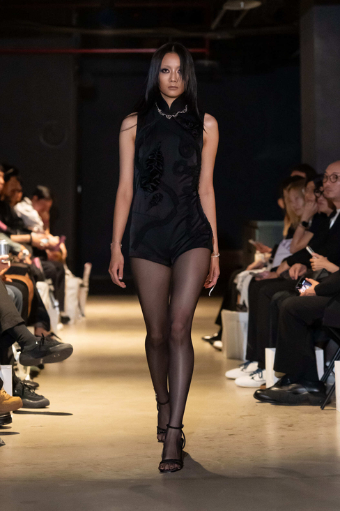 Look 28