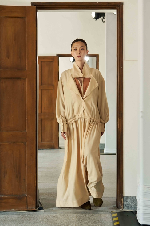 Look 11