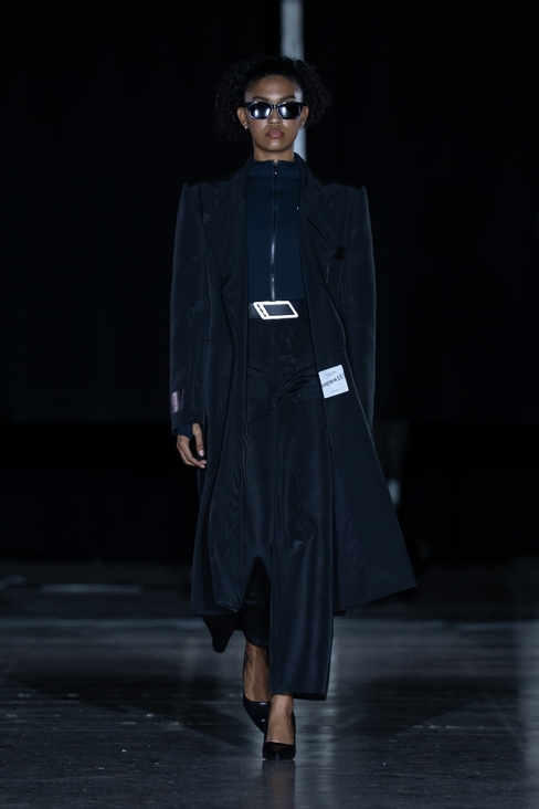 Look 25