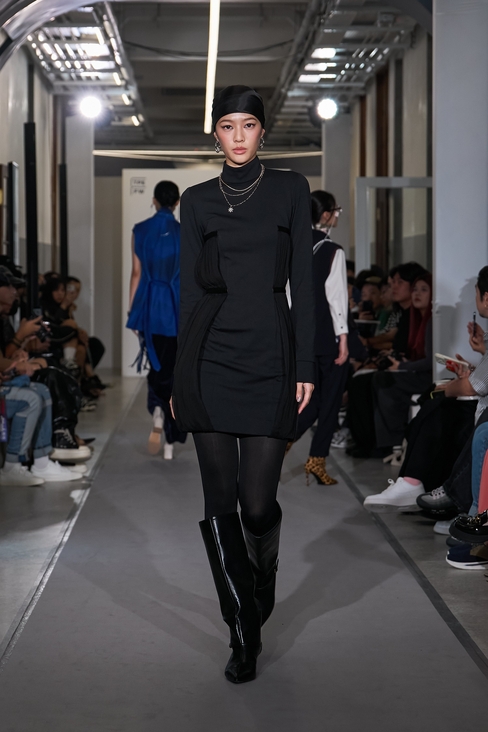 Look 1