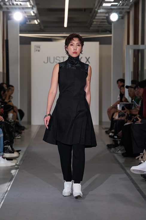 Look 2