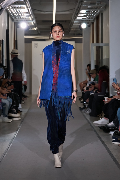 Look 35