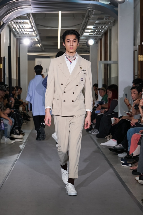 Look 41