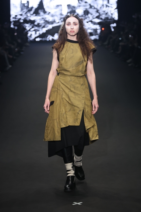 Look 1