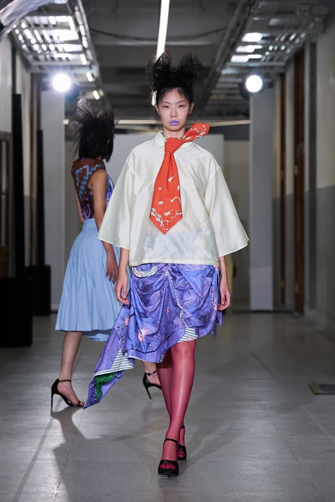 Look 9