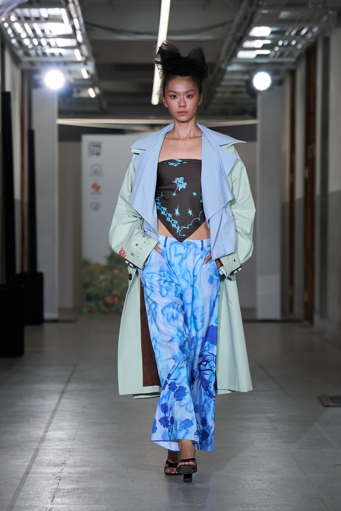 Look 23