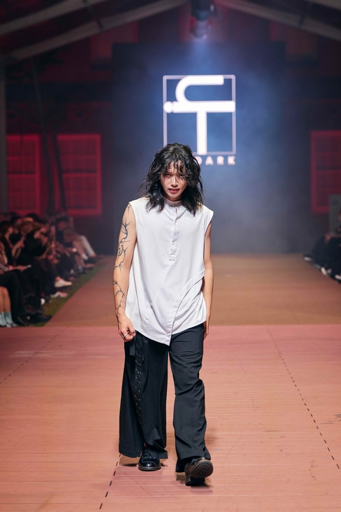 Look 2