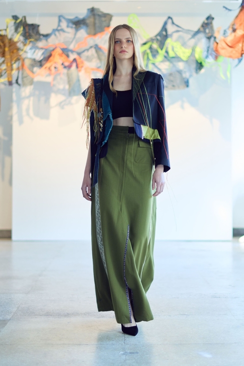 Look 3