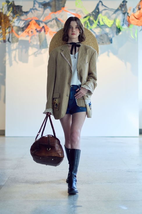 Look 4
