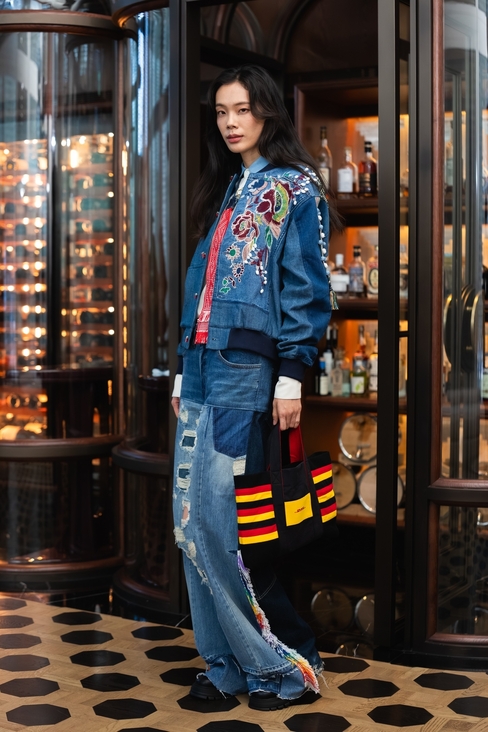 Look 10