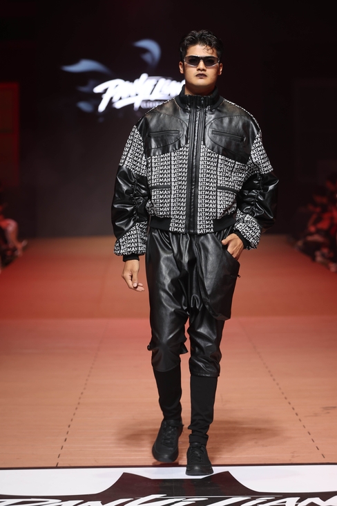Look 2