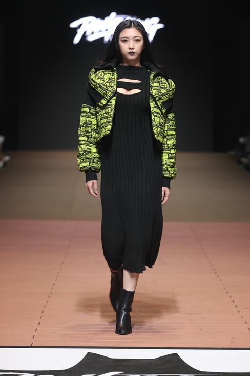 Look 20