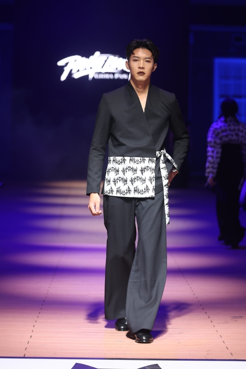 Look 37