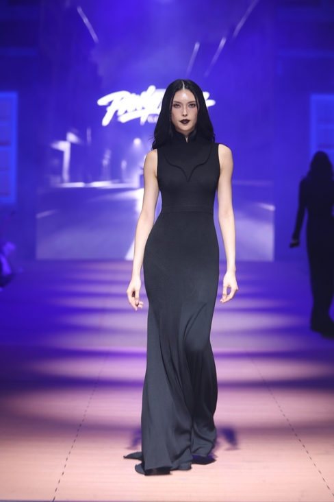 Look 38