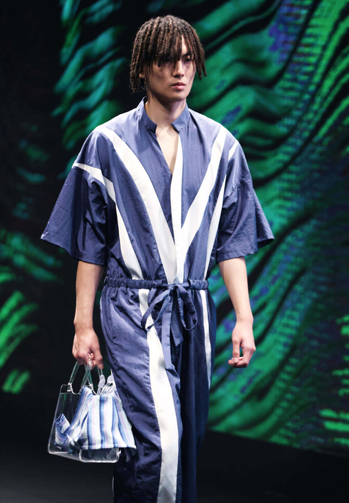 Look 4