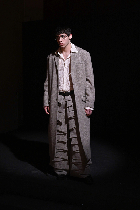 Look 3