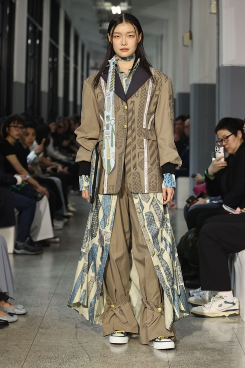 Look 1